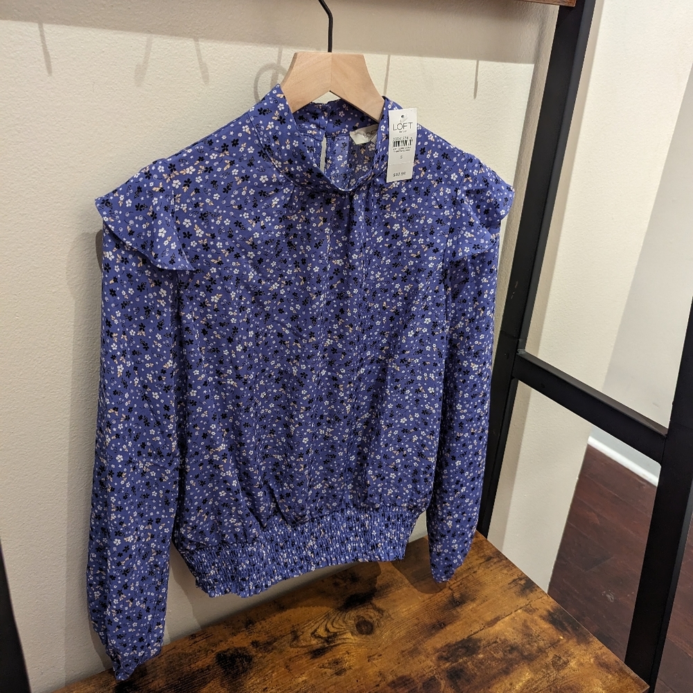 Loft outlet blouse with cinched waist